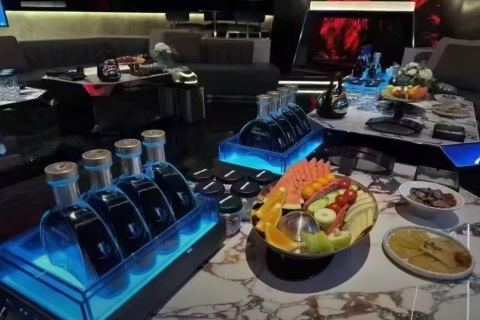 聊城奥斯卡酒吧招聘,山东聊城酒吧招聘模特,提供住宿/报销路费